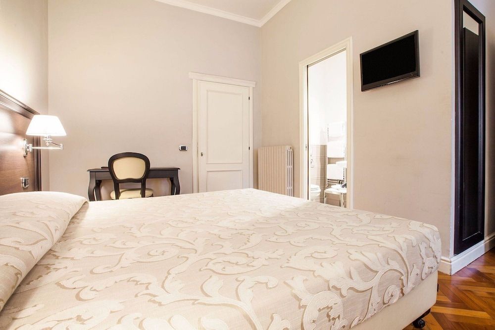 undefined Hotel Lombardia 6