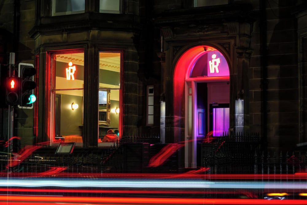 undefined Revolver Edinburgh 5