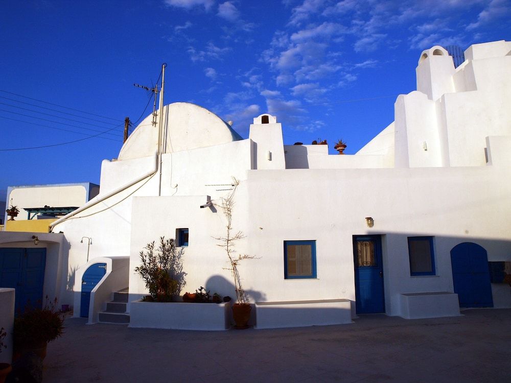 undefined Santorini Caves 7