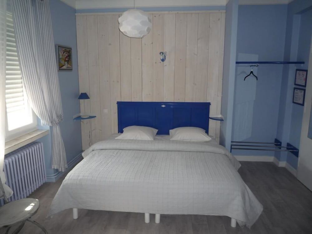 Basic Double Room, 1 Queen Bed, Non Smoking