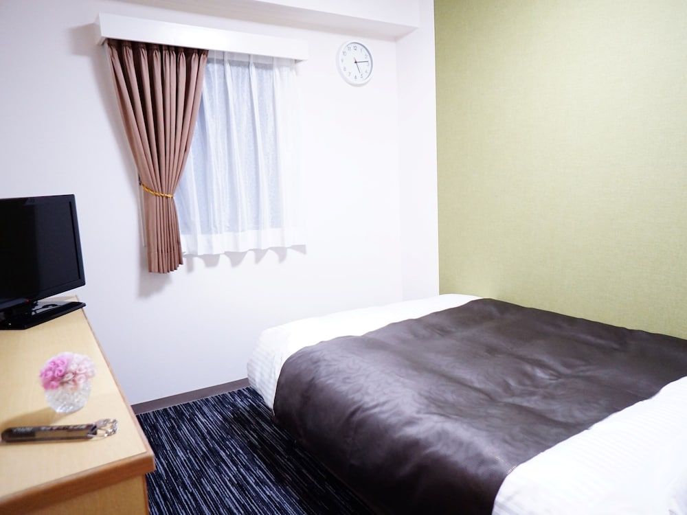 Nagoya Sakae Green Hotel [Renovated]Semi Double Room, Smoking 4
