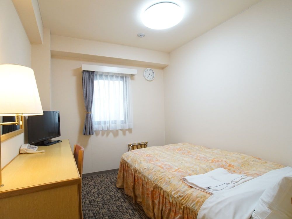 Nagoya Sakae Green Hotel [Renovated]Semi Double Room, Smoking
