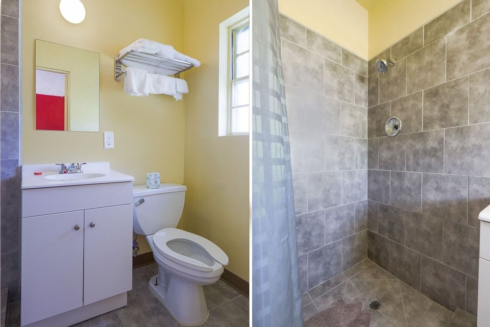 OYO Hotel North Lima OH - Boardman Room, 2 Queen Beds 7