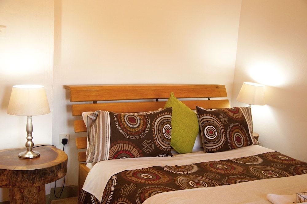 Gately Inn Entebbe Comfort Room 5