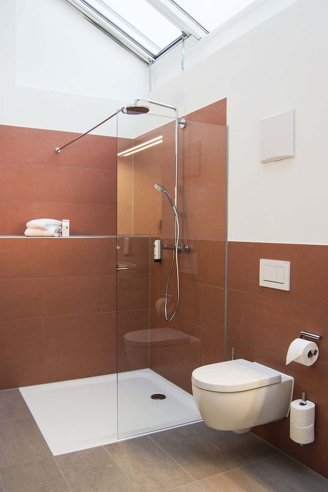 SEEGER Living Premium Downtown Superior Apartment 3