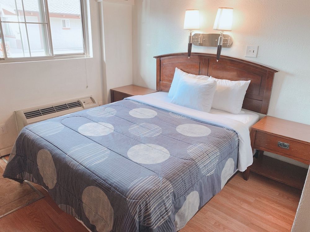 Basic Single Room