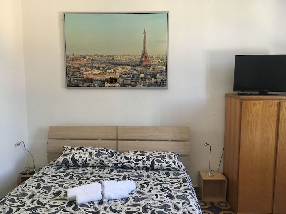 La Magnolia Studio 12