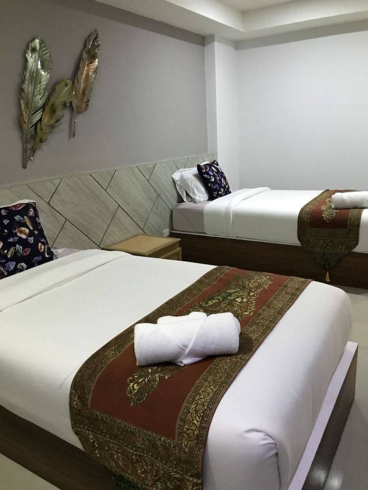 Wish Hotel Ubon Standard Room 5