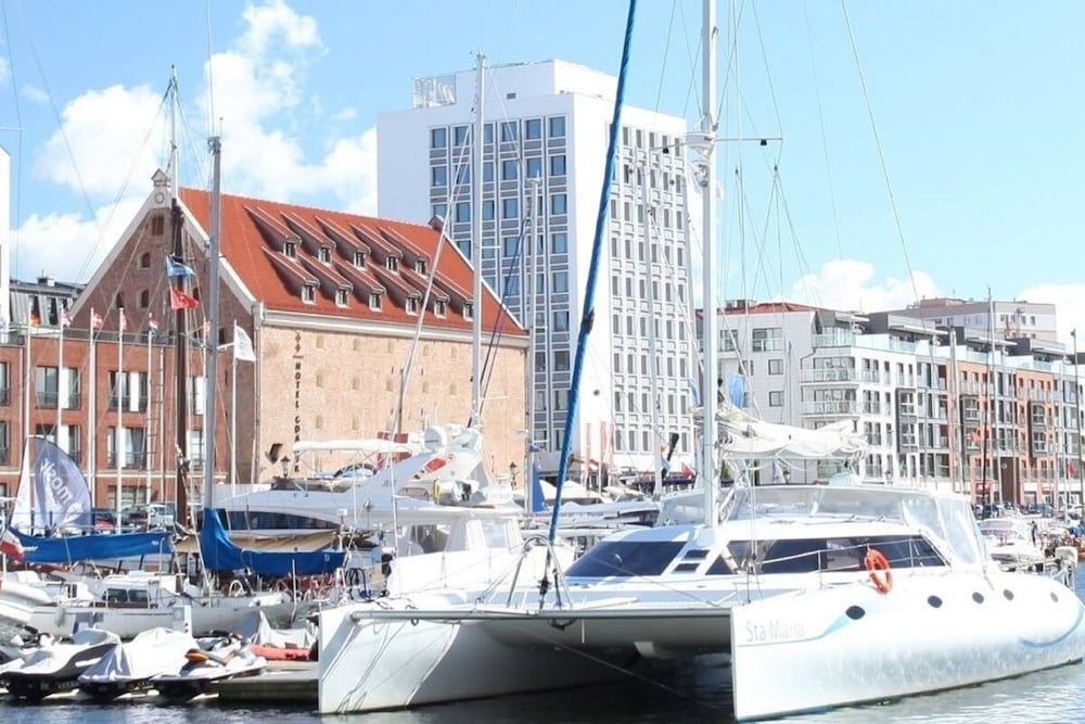 undefined Marina Club Hotel 6