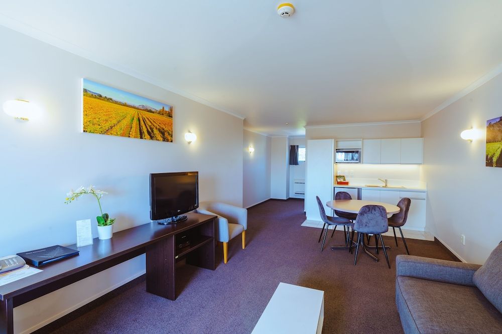 Anchorage Motor Lodge Suite, 1 Bedroom 5