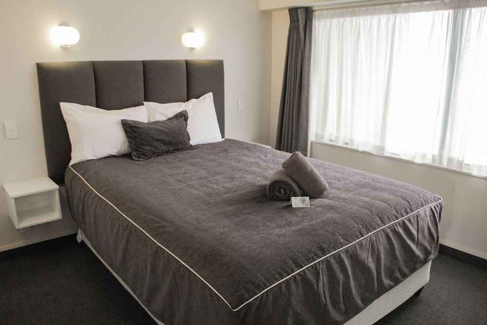 Anchorage Motor Lodge Suite, 1 Bedroom 2