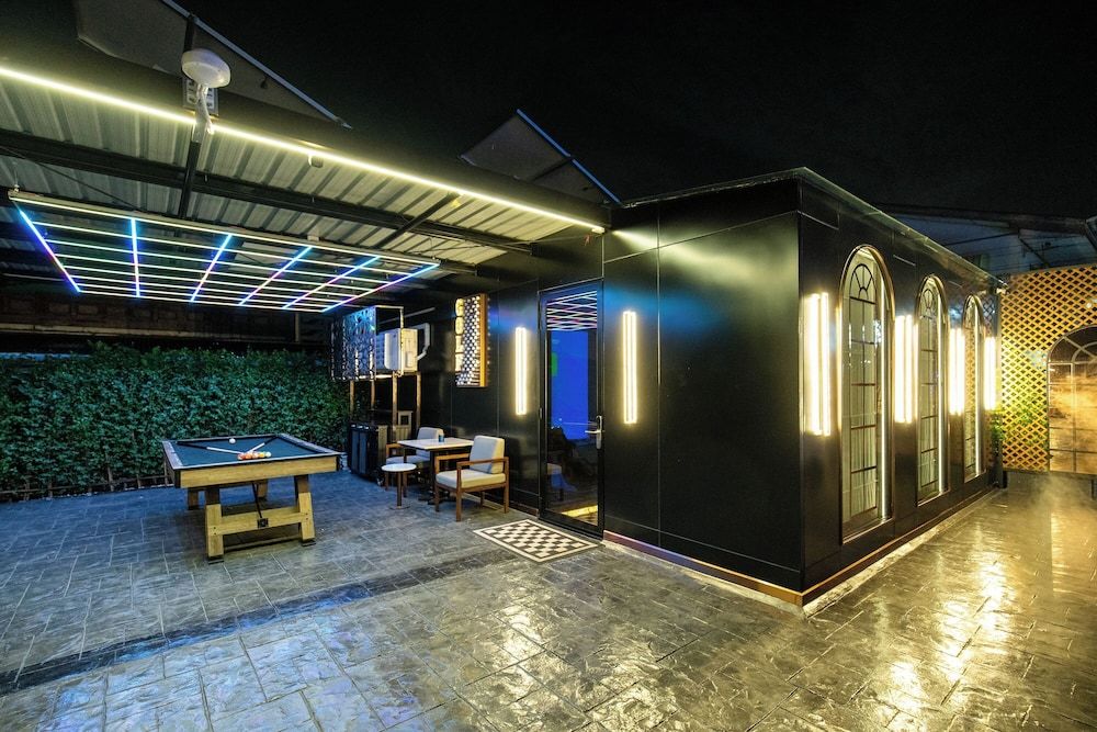 undefined The One Smart Living & Safety 8