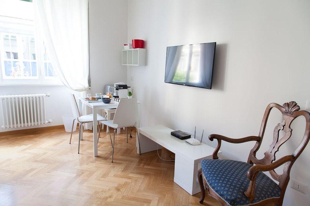 Cicerone 60 Triple Room, Ensuite 10