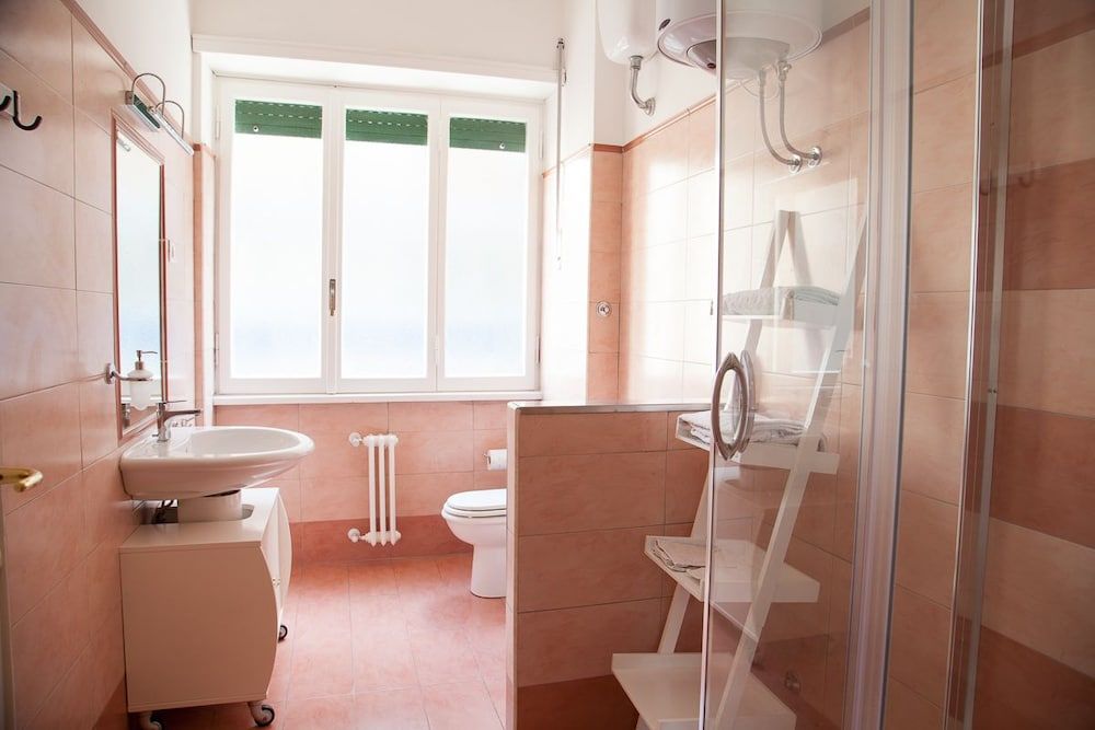 Cicerone 60 Triple Room, Ensuite 12