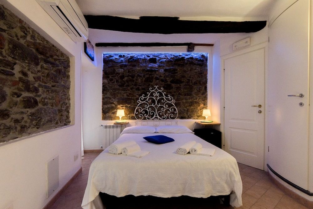 Via Del Santo Deluxe Double Room