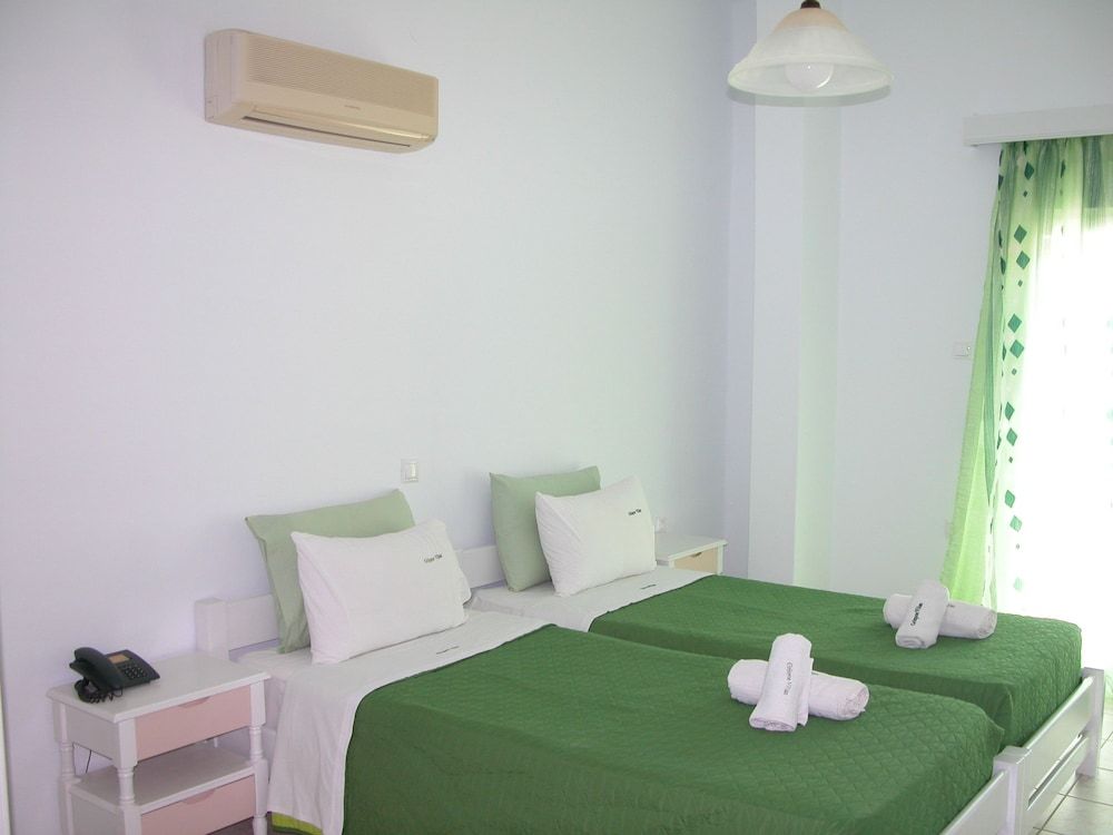 Economy Twin Room