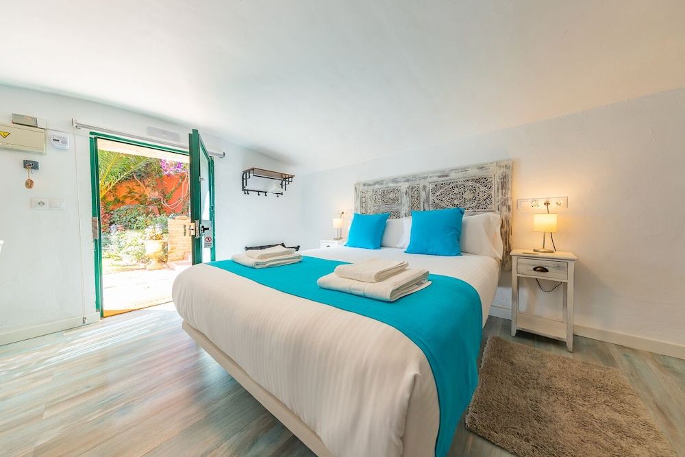 Double Room, Garden View (Lavanda)