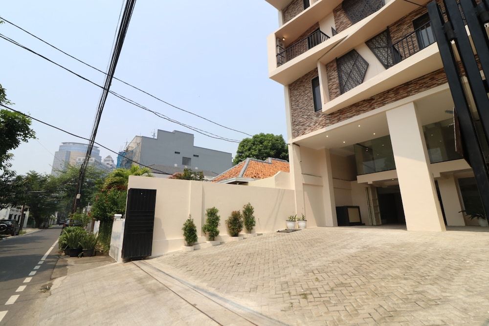 undefined Flamenco Urban Living 7