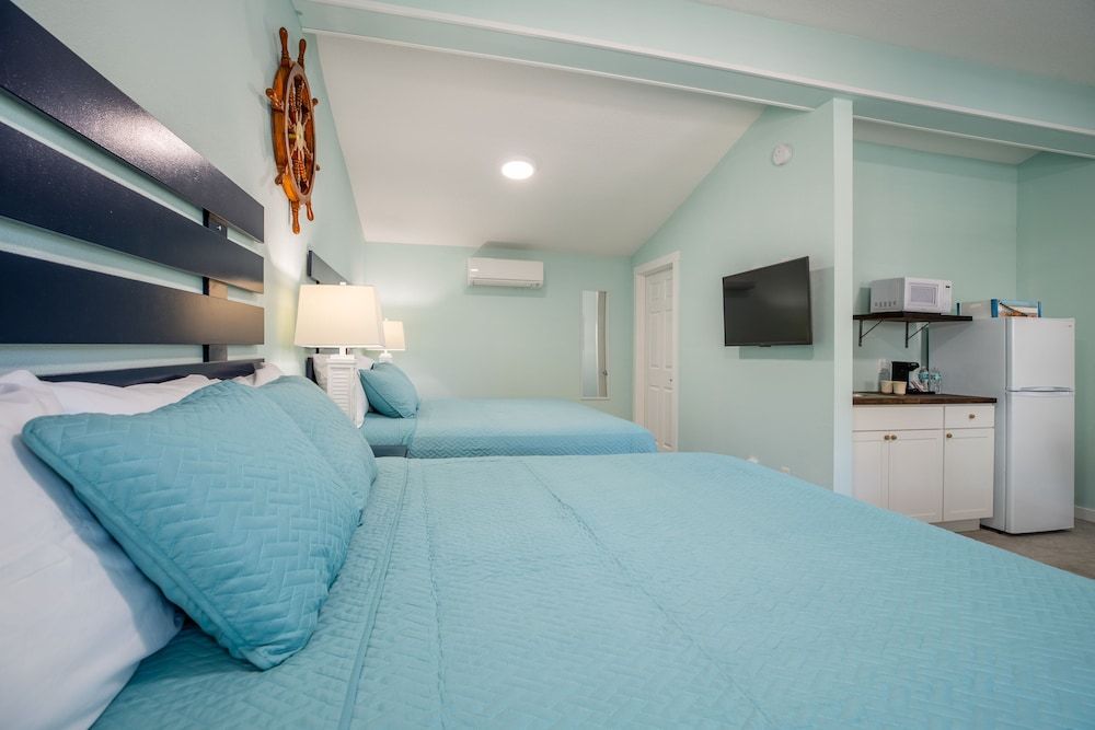 Salt Air Inn & Suites Superior Studio Suite