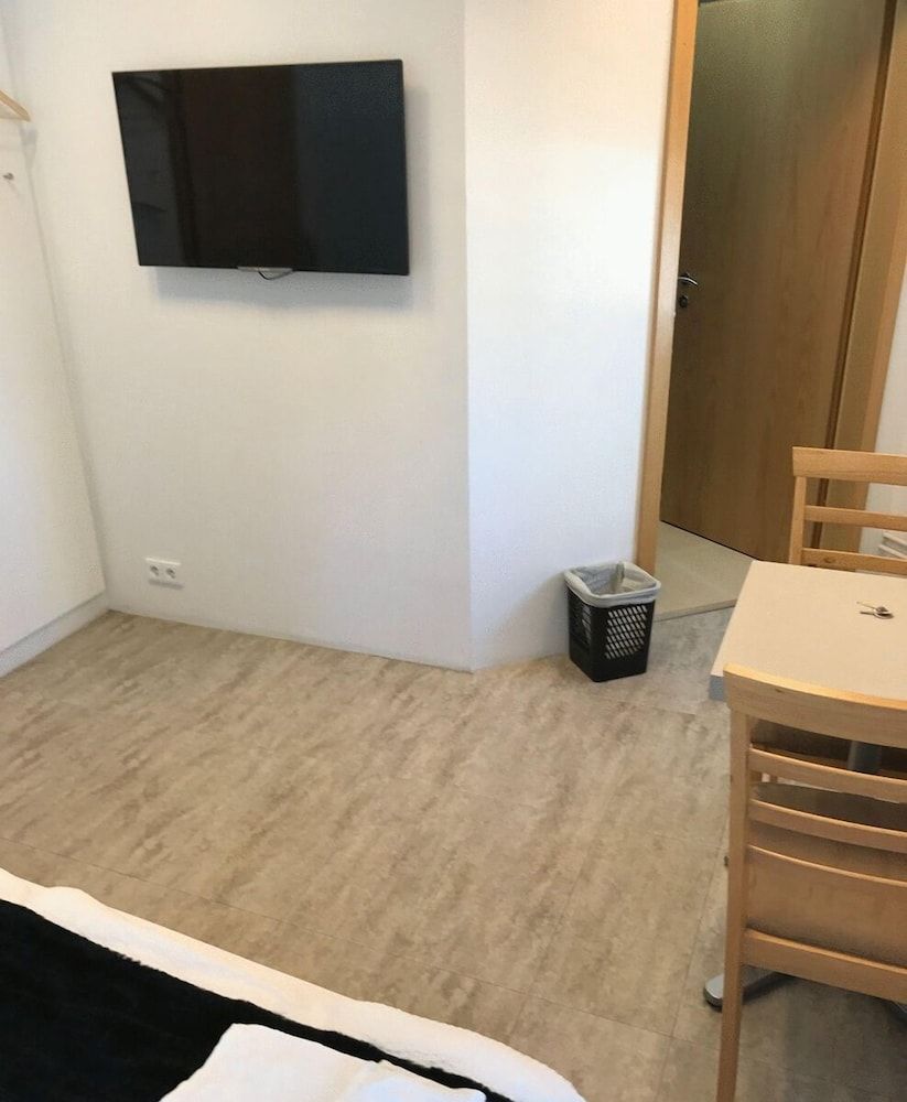 undefined Rek Inn 10