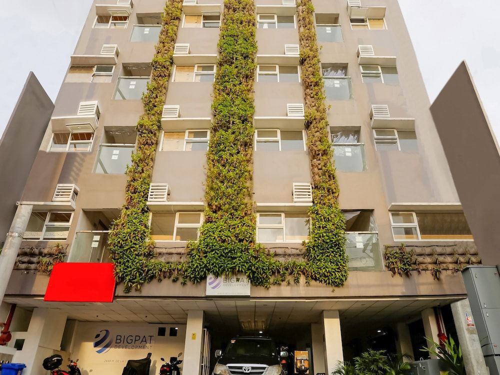 undefined OYO 665 Pasay Centrale Hotel 2