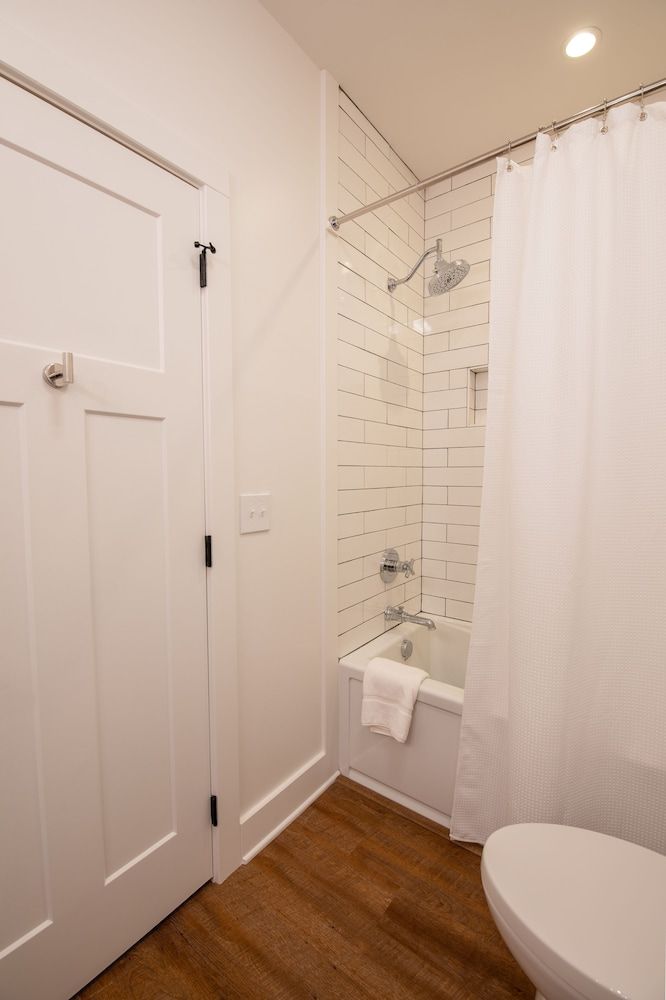 The Getaway Blowing Rock Townhome Suite 18