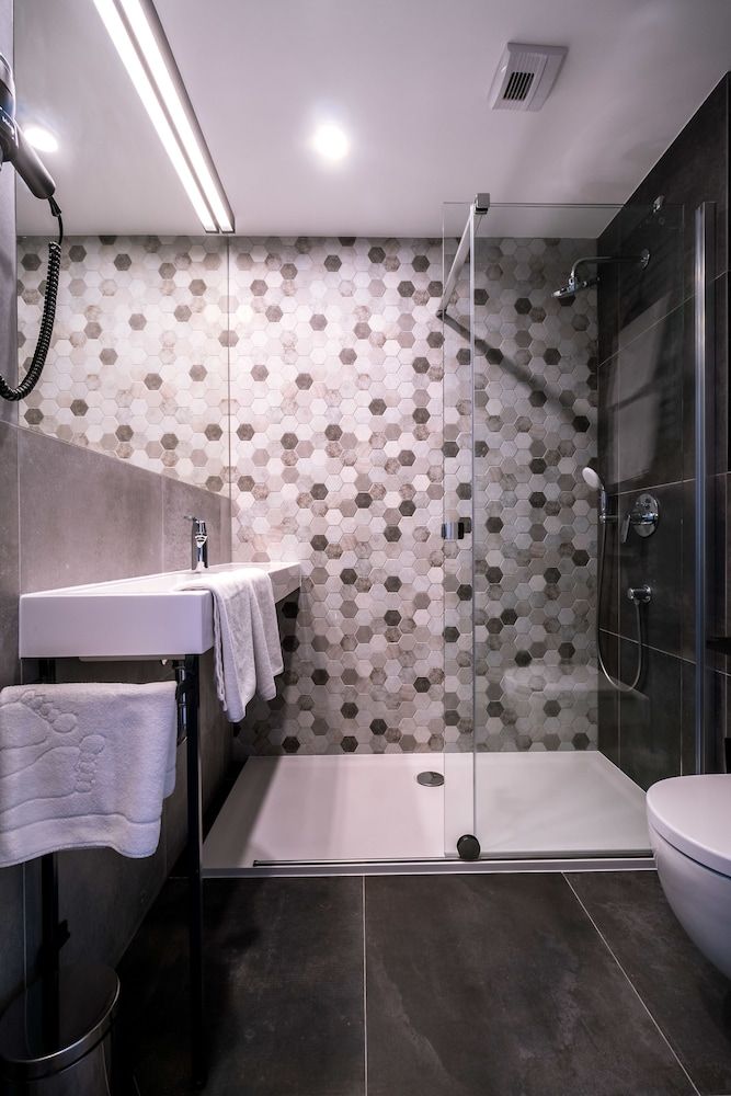 Hotel Bulvar Comfort Double Room, 1 King Bed, Non Smoking 6