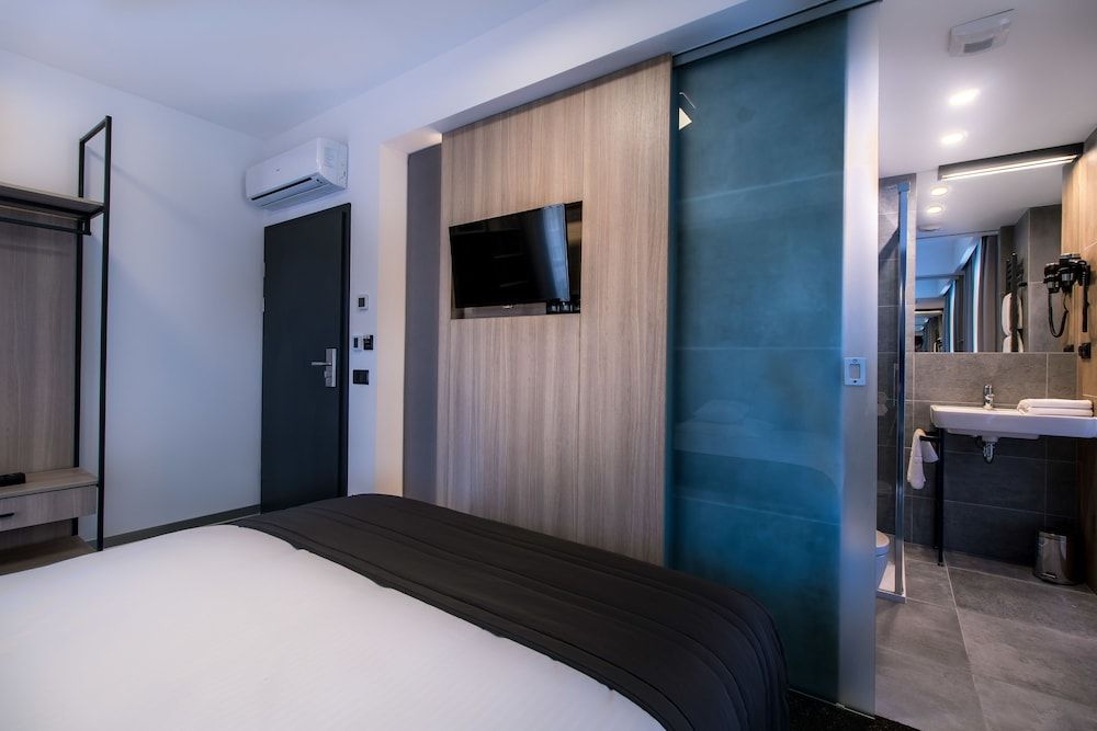 Hotel Bulvar Classic Single Room, 1 Twin Bed, Non Smoking 3