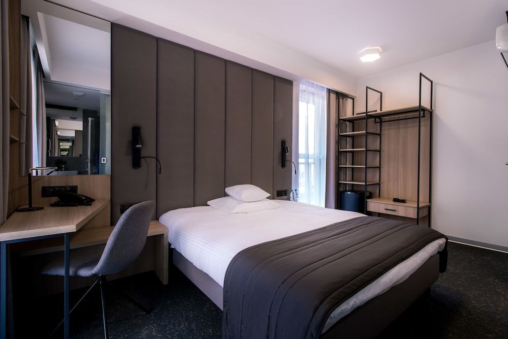 Hotel Bulvar Classic Single Room, 1 Twin Bed, Non Smoking