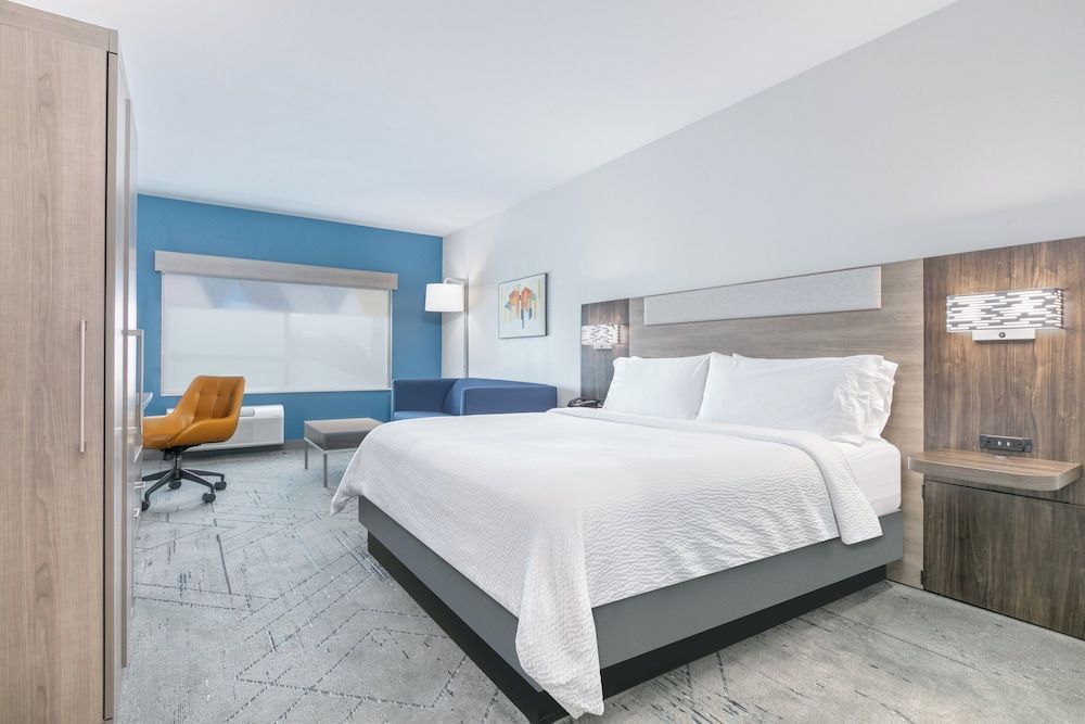 Suite, 1 King Bed