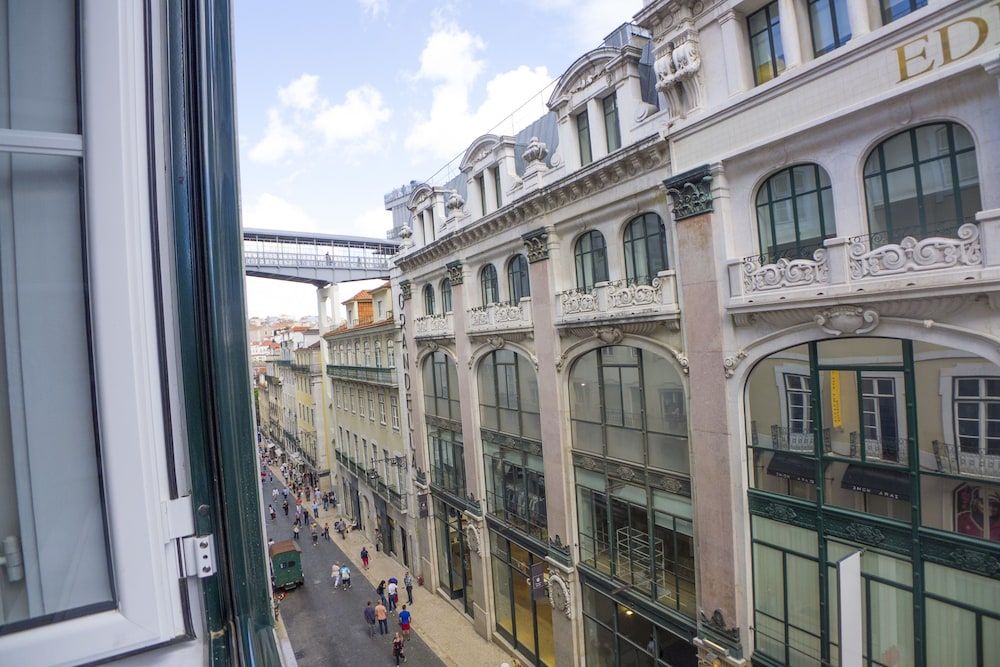 LV Premier Chiado CH Apartment, 1 Bedroom, City View ( CH7 ) 4