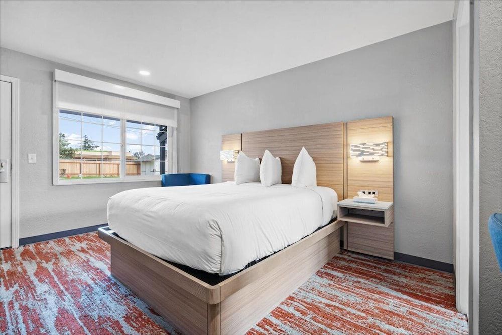 Cielo House Inn Standard Room, 1 Queen Bed, Accessible, Non Smoking 4