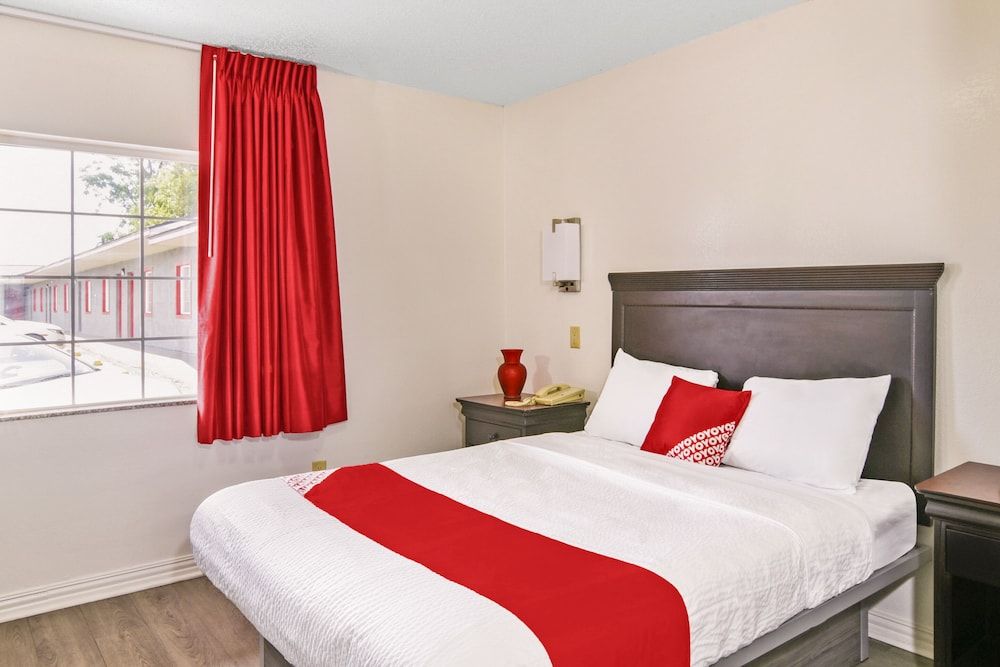 OYO Hotel Killeen Room, 1 Queen Bed, Smoking 2