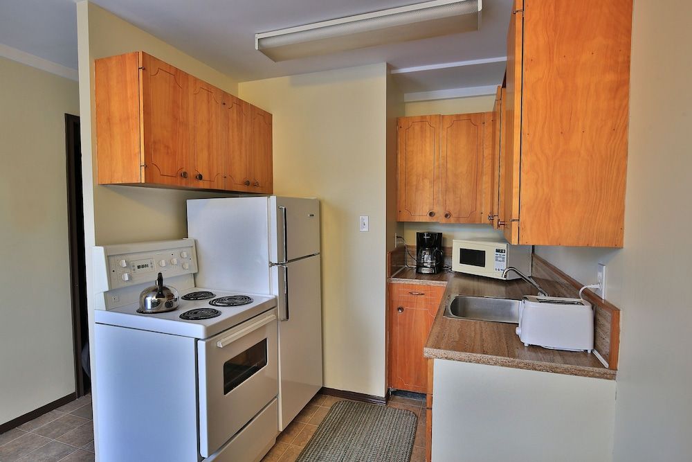 Bowmont Motel Standard Room