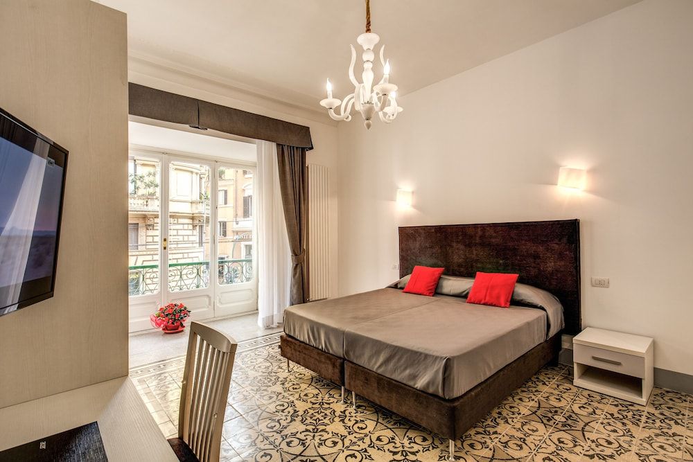 Feronia Guest House Deluxe Double or Twin Room Carolina