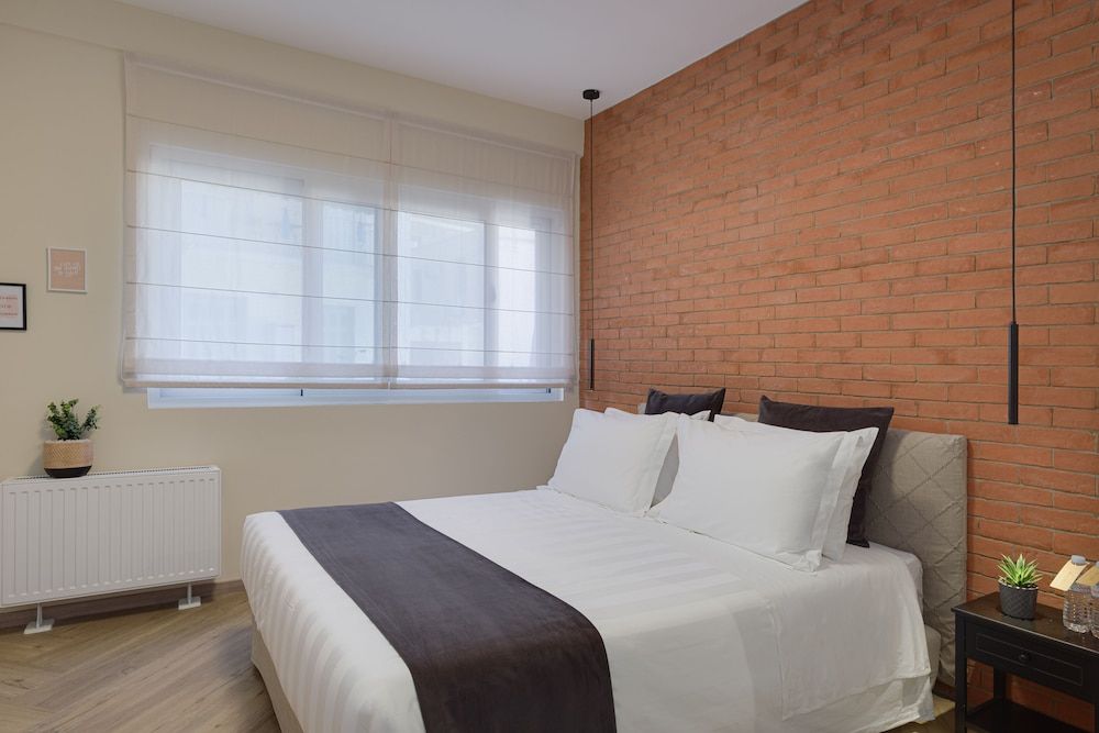 undefined Acropolis Premium Residence 8