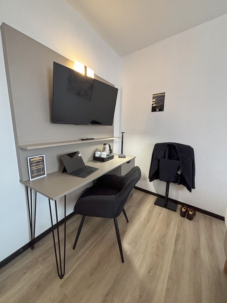 Hôtel Le Valois, Cognac Superior Double Room 9