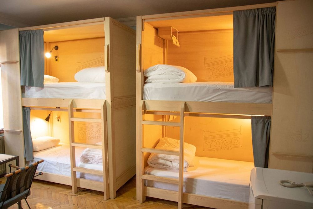 Yolohostel Deluxe Shared Dormitory, Multiple Beds, Garden View