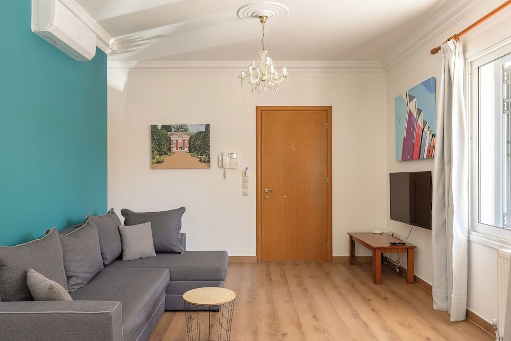 Elegant Living Apartment, 1 Bedroom, City View 22