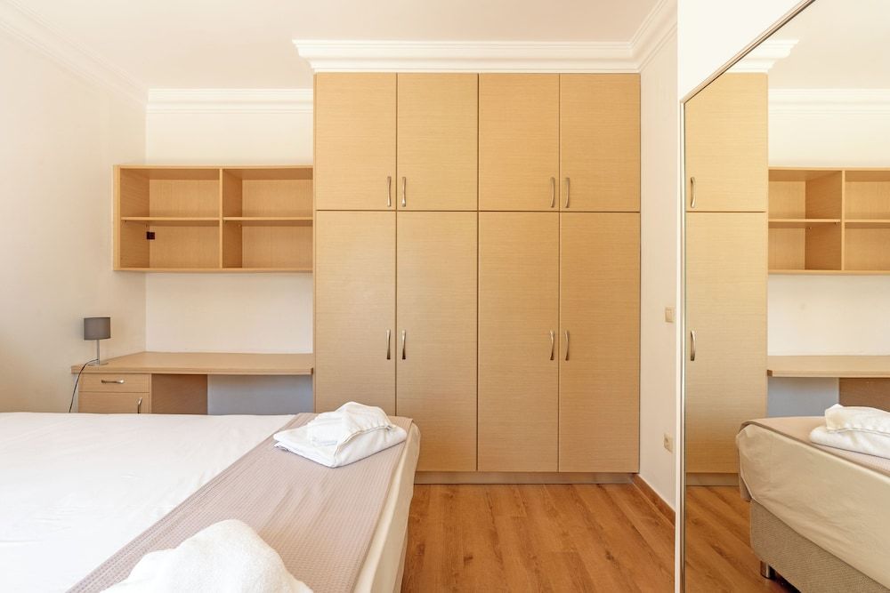 Elegant Living Apartment, 1 Bedroom, City View 6