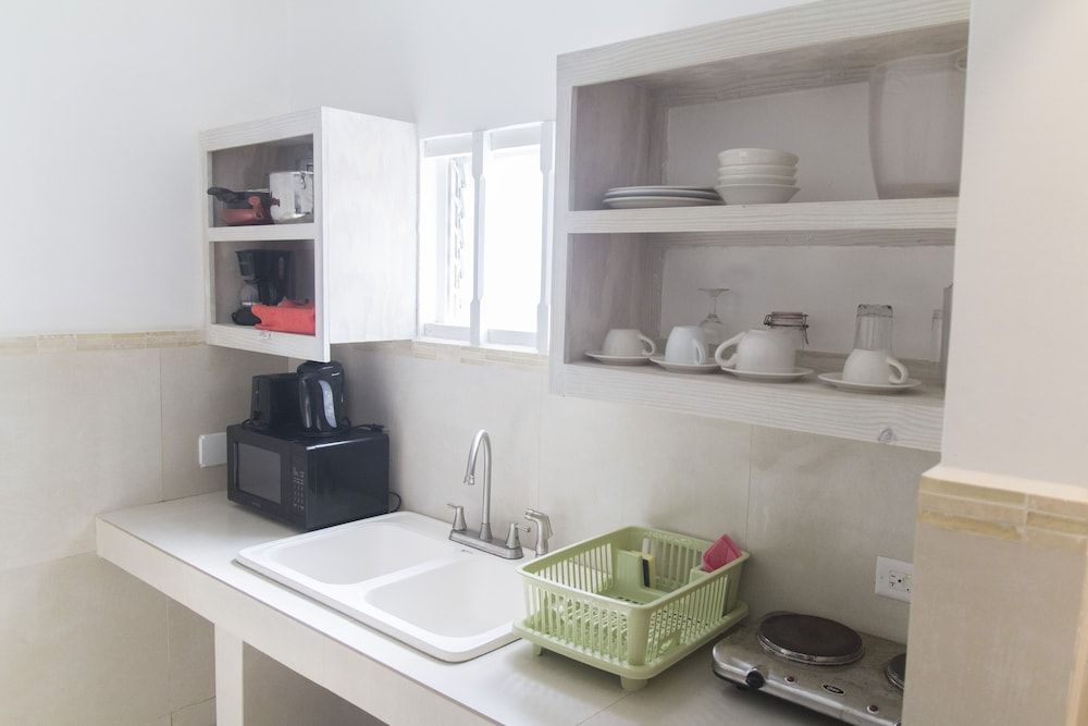 Ocean Spray Apartments Standard Apartment, 2 Bedrooms, Kitchen 3