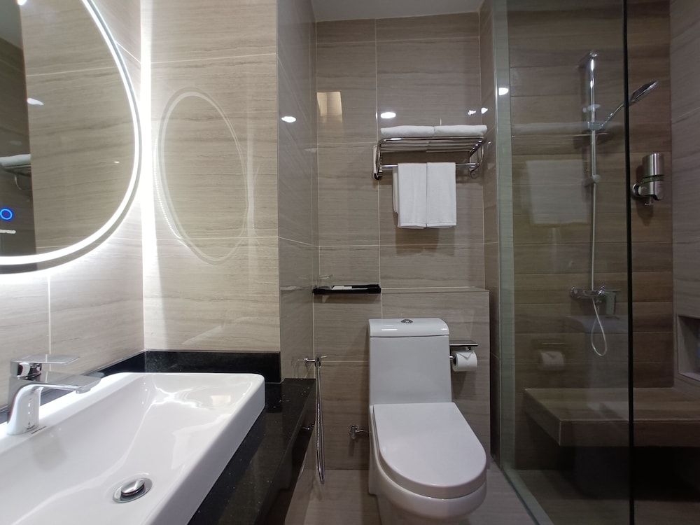 Pacific Regency Beach Resort Port Dickson Superior Room 4