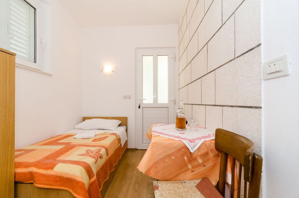 Katarina Rooms Twin Room (Twin Room) 2