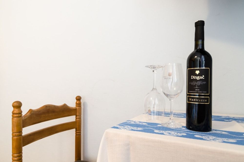 undefined Katarina Rooms 5