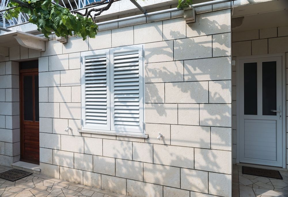 undefined Katarina Rooms 2