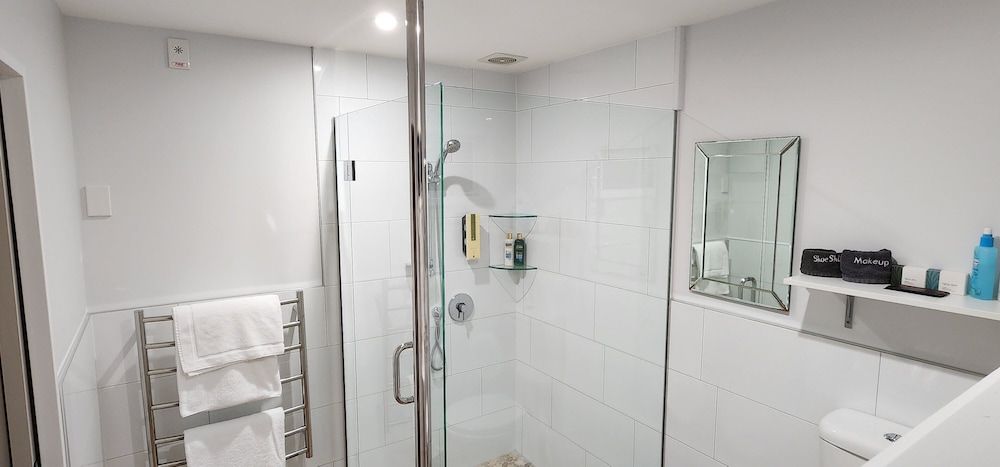 Bellrock Lodge Deluxe Double or Twin Room 8