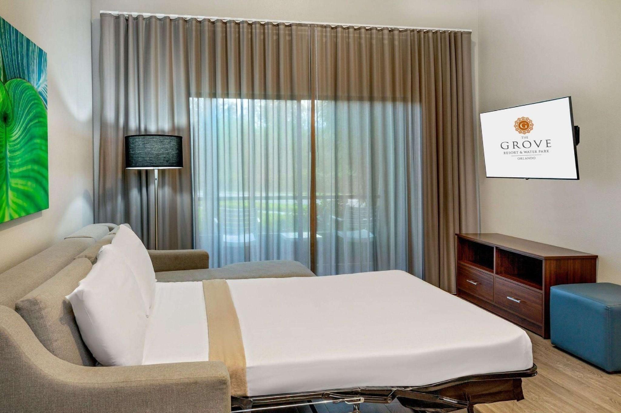 2 Bedroom - 2 Bath Family Superior Suite