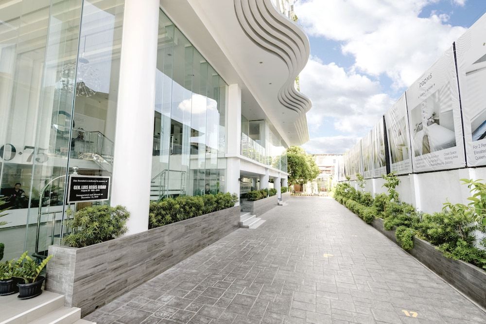 undefined 1075 Dormitel 6