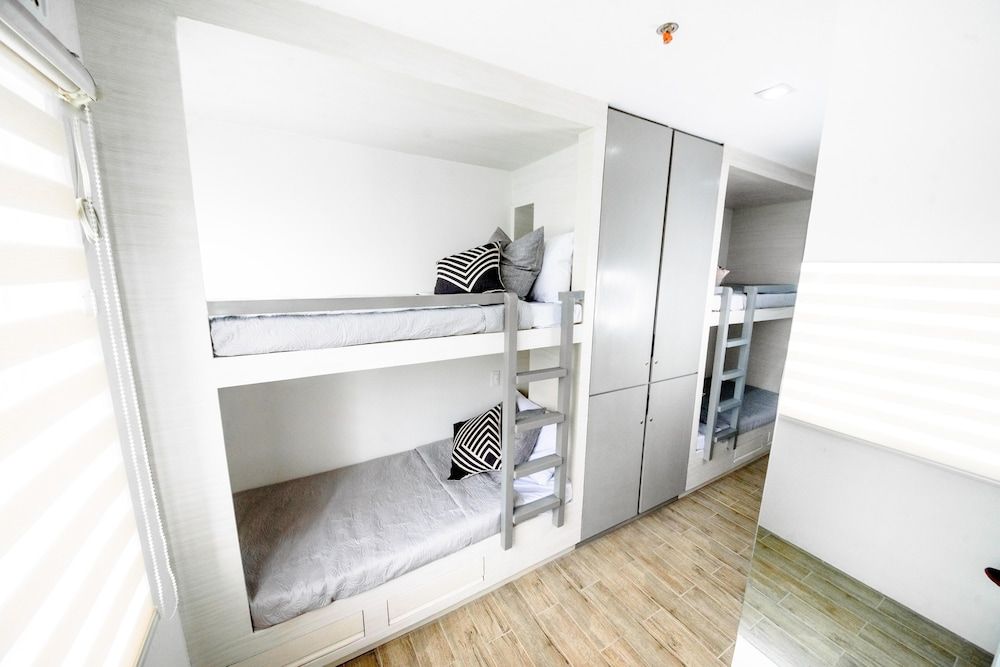 undefined 1075 Dormitel 3