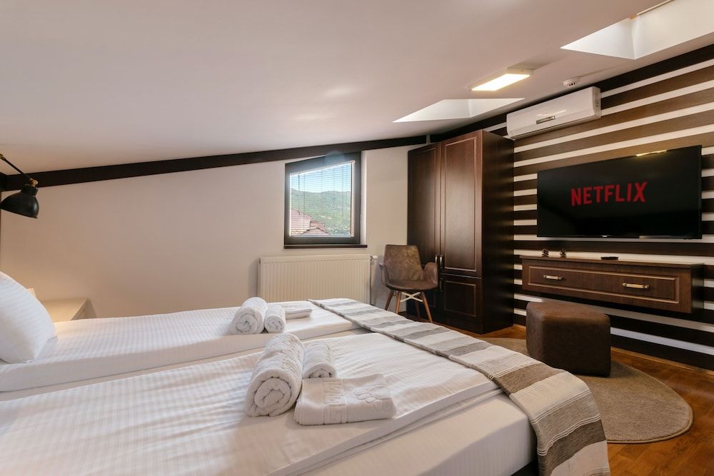 Villa Varosh Panoramic Penthouse 3